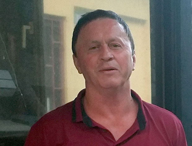 ОДВЕЗАО СТОТИНУ МРТВИХ ВОЈНИКА И ПОЛИЦАЈАЦА СТРАДАЛИХ НА КИМ: Лелек мајки у души ми остао